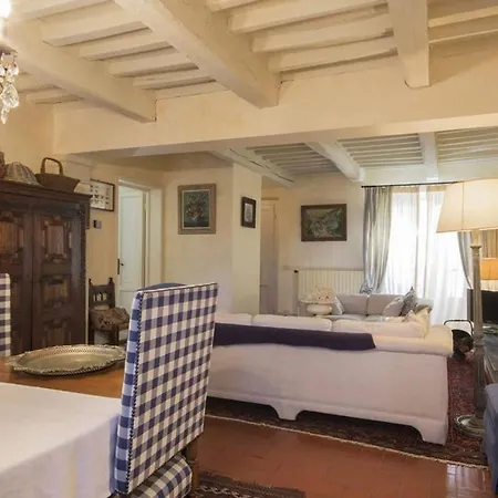 Capriglia Sleeps 10 Wifi Villa